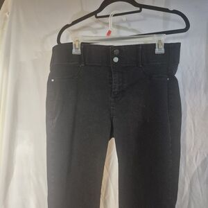 Apt 9 Classic Black Women's Jeans. Box 23